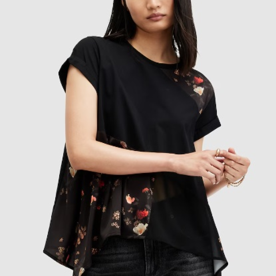 Bluză lejeră în colțuri cu segmente semi-transparente și imprimeu floral. Brand: AllSaints