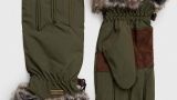 Mănuși verde militar din colecția Barbour, confecționate dintr-o combinație de piele întoarsă și material textil