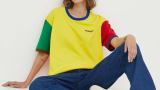 Tricou din colecția Wrangler, în stil colorblock, confecționat din țesătură subțire, 100% bumbac. Pe față este inscripționat logo-ul brandului